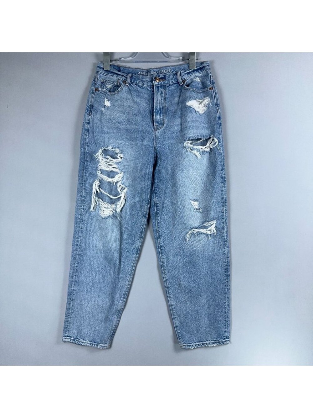 American Eagle Mom Jeans Size 10 Regular Distressed High Rise Straight Light Was